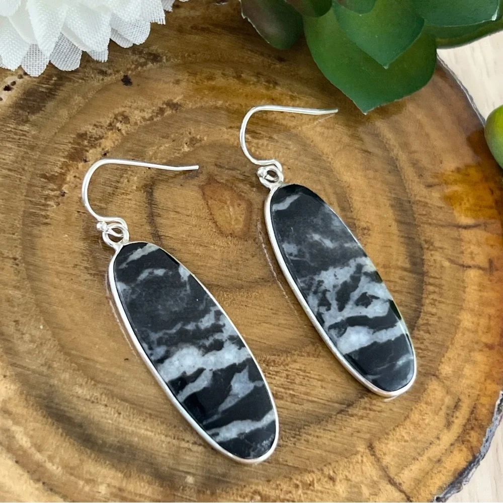 Buffalo Turquoise White Turquoise Earrings Solid Sterling Silver 925 Oval New - Picture 3 of 7